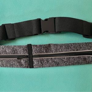 NEW Runner Belt Jogging Headphones Outdoor Equipment Active Phone Carrier Holder